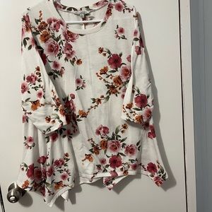 Green Envelope Los Angeles top